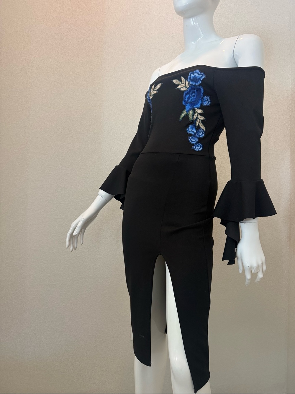 Missguided Black Off Shoulder Dress with Blue Rose Embroidery - Picture 6 of 7